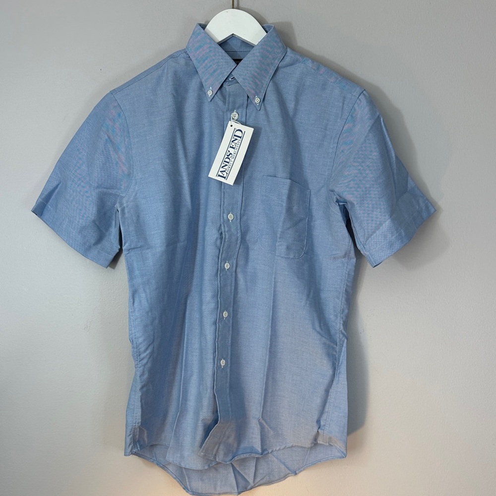 Lands' End men's short-sleeve button-down shirt  light blue color, oxford 15